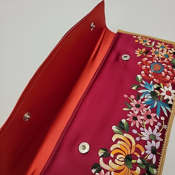 Vtg 60s Asian‎ Embroidery Purse Bag Clutch Red Silk Gold Birds Floral Colorful